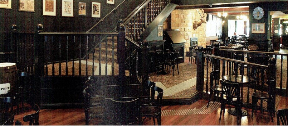 Elephant & Wheelbarrow